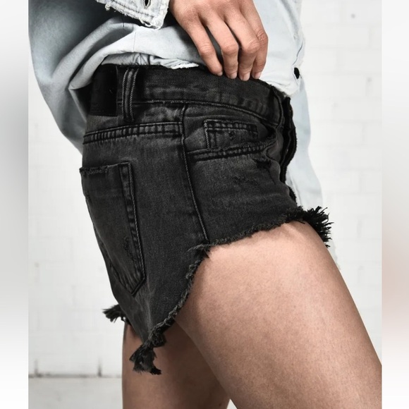One Teaspoon Rollers Destroyed Denim Jean Shorts Coal Black Wash - Picture 2 of 15